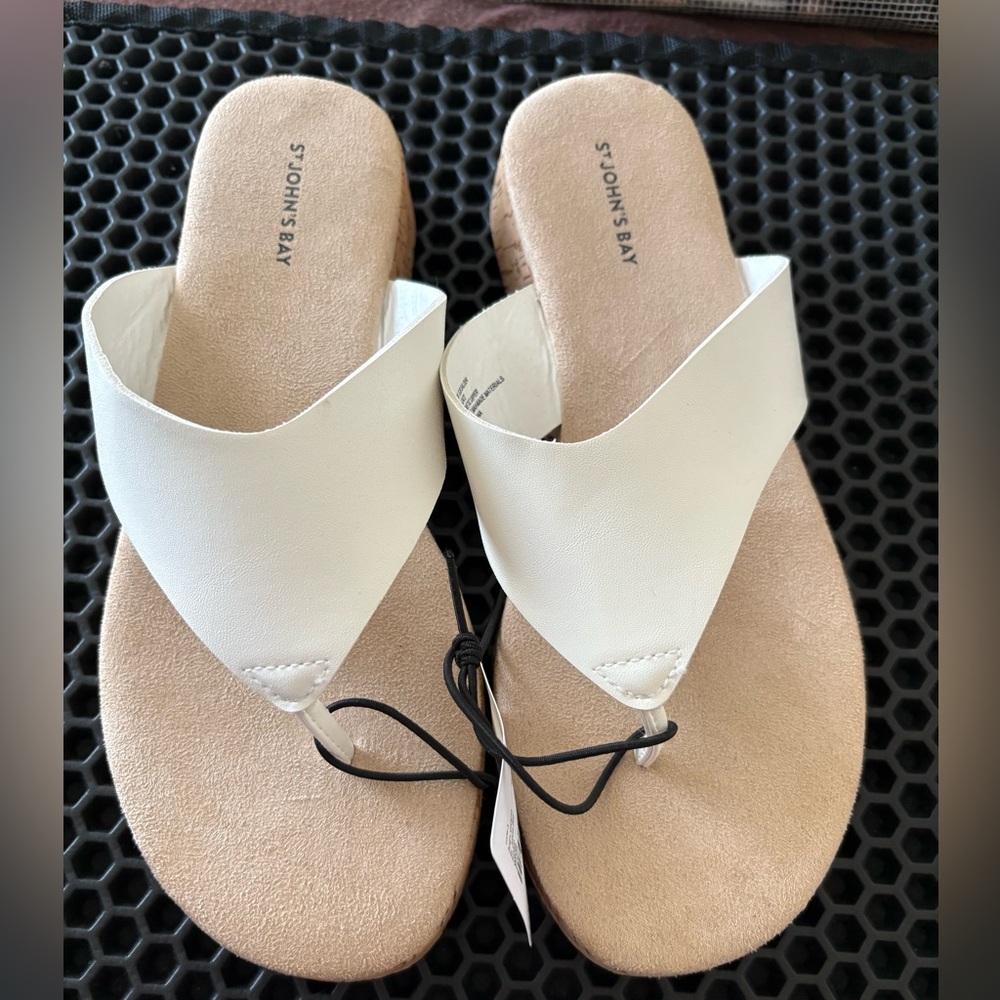 St. John's Bay Women's Cream Sandals